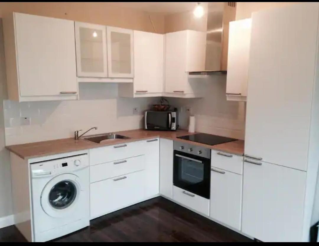 غالواي Salthill Village 3 Bed Apartment المظهر الخارجي الصورة